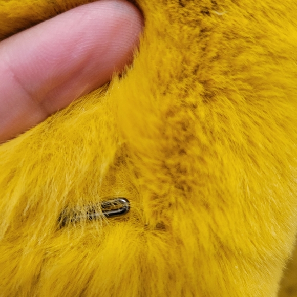 APPARIS Mustard Yellow Beautiful Fur Coat. NWT. Brand New. Apparis Winte… - Picture 4 of 8